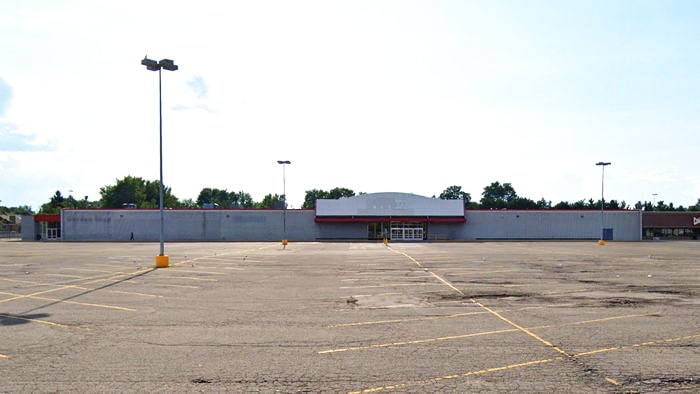 K-Mart (Kmart) - Clinton Township - 41601 Garfield Road (newer photo)